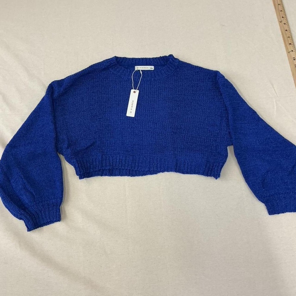Bright cobalt blue cropped knit sweater